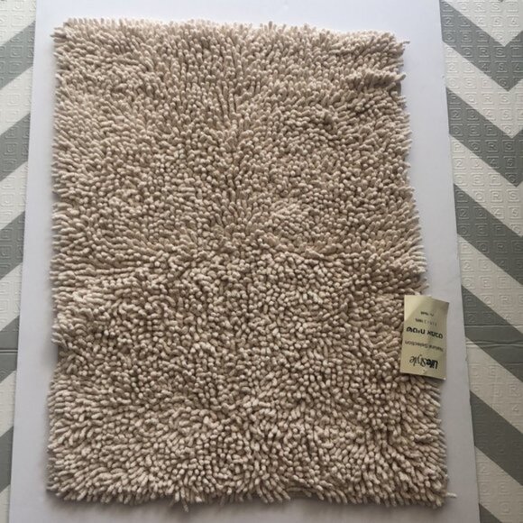 Bath rag mat cream 20" x 28" - Picture 3 of 5